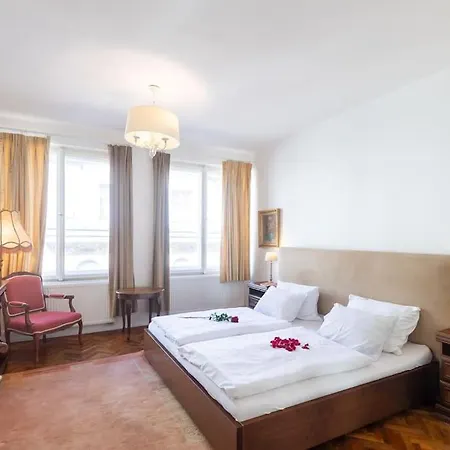 Appartement Luxury 3bedrs 2baths By Old Town Square