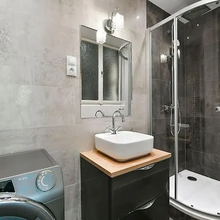 Luxury 3bedrs 2baths By Old Town Square Praag