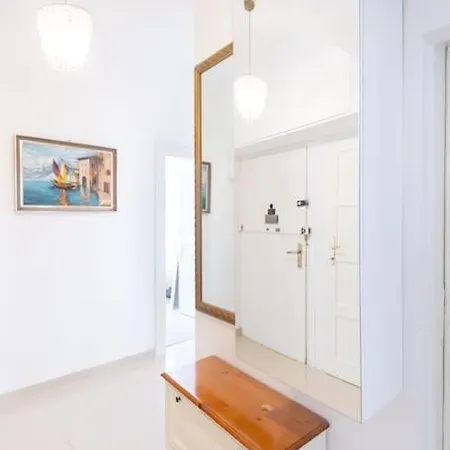 Luxury 3bedrs 2baths By Old Town Square * Praga
